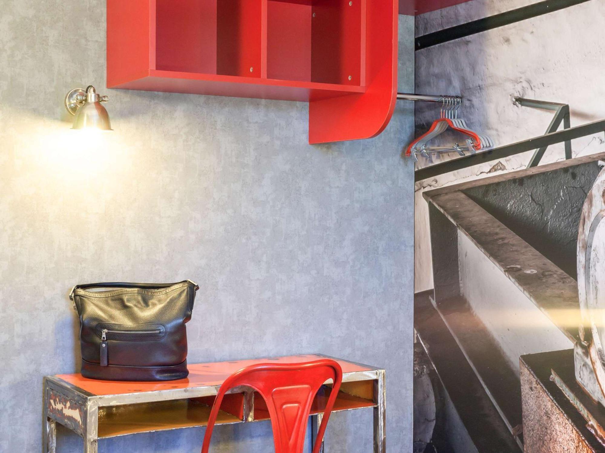 Отель Ibis Styles Вьерзон Экстерьер фото