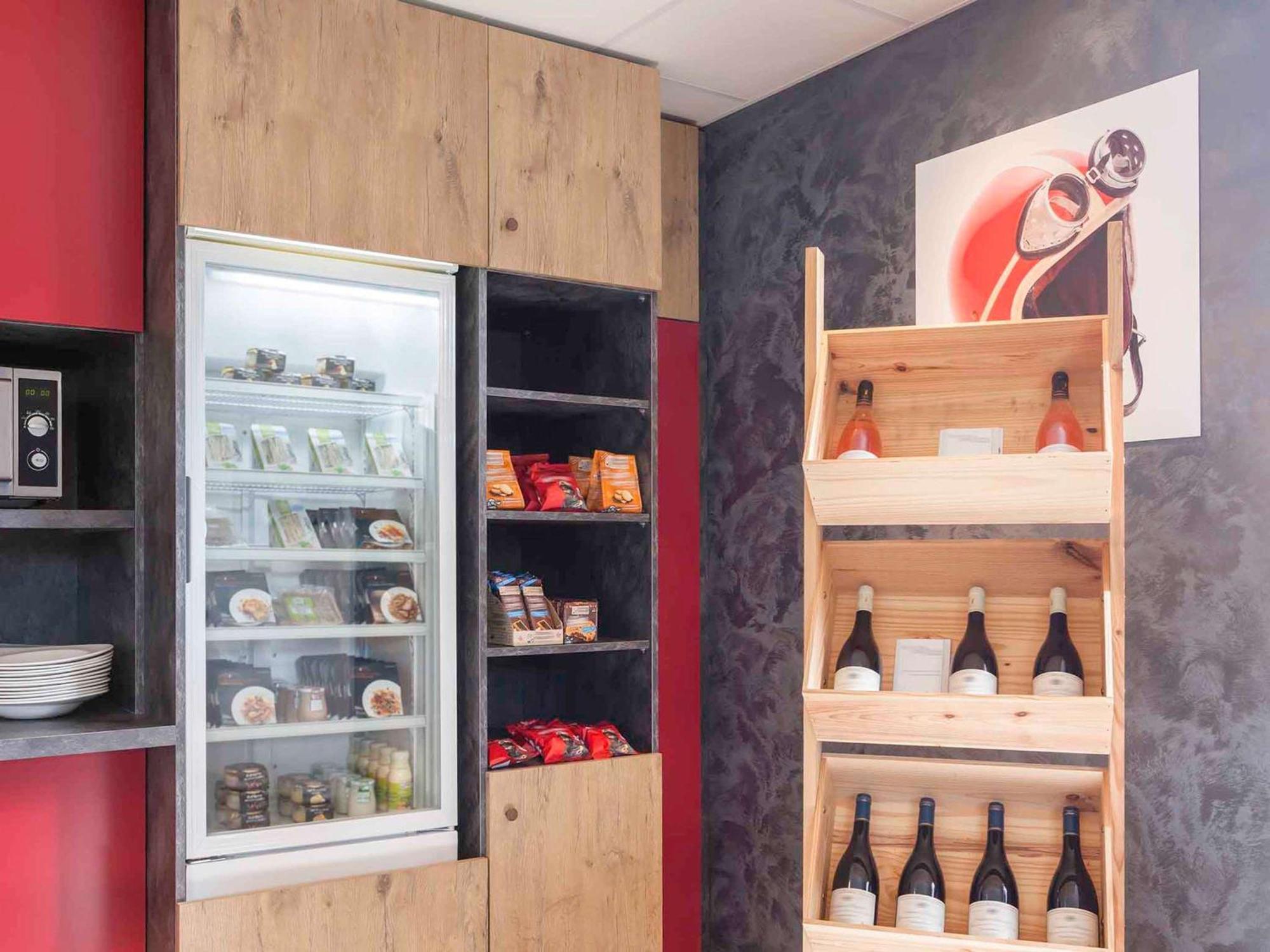 Отель Ibis Styles Вьерзон Экстерьер фото